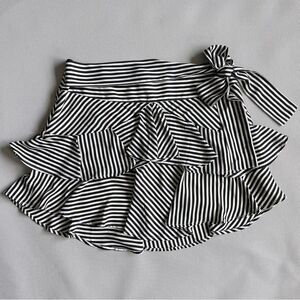 EXPRESS Striped Ruffled Mini Skirt Women’s Size 10